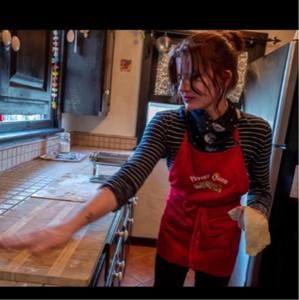 Meet your Posher, Sara